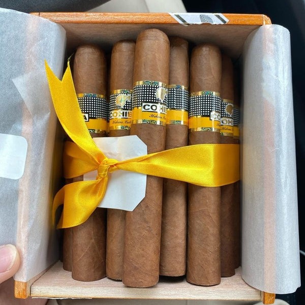 Cohiba-SigloVI_cigarsindia_cigarsonlineindia_600x_crop_center~2